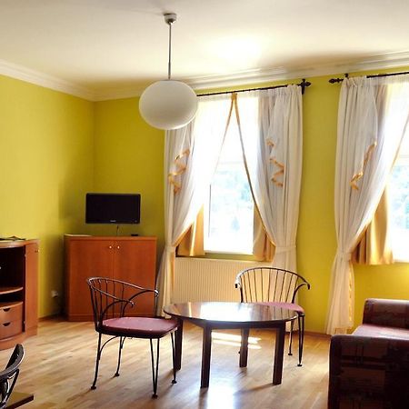 Festival Apartment การ์โลวีวารี ภายนอก รูปภาพ