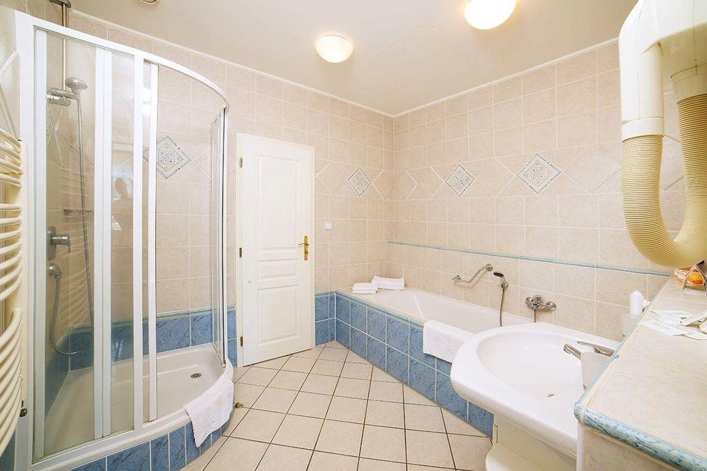 Festival Apartment การ์โลวีวารี ภายนอก รูปภาพ