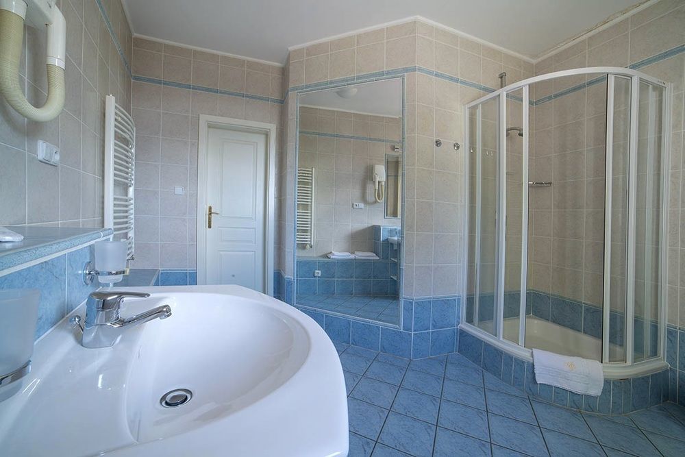 Festival Apartment การ์โลวีวารี ภายนอก รูปภาพ