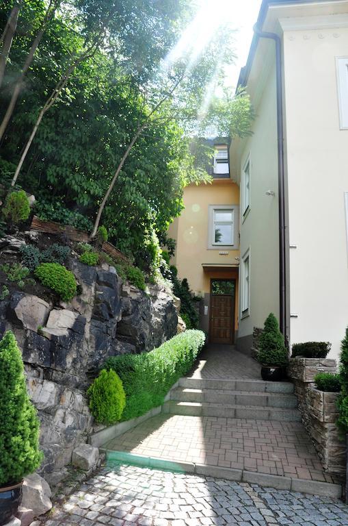 Festival Apartment การ์โลวีวารี ภายนอก รูปภาพ
