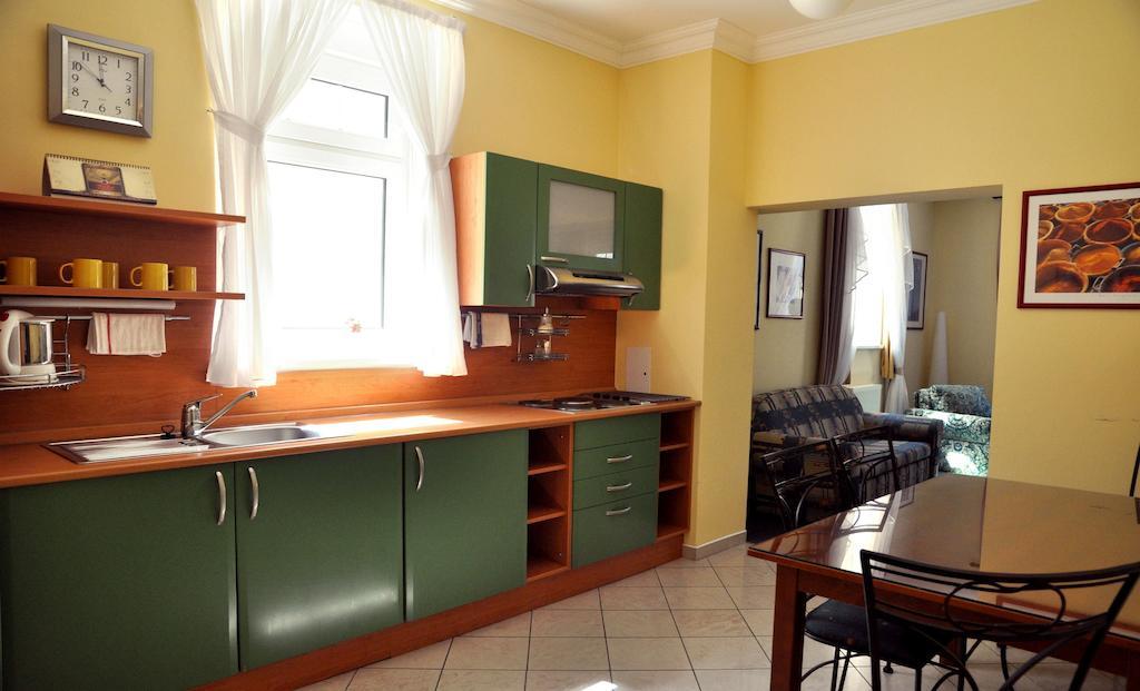 Festival Apartment การ์โลวีวารี ภายนอก รูปภาพ